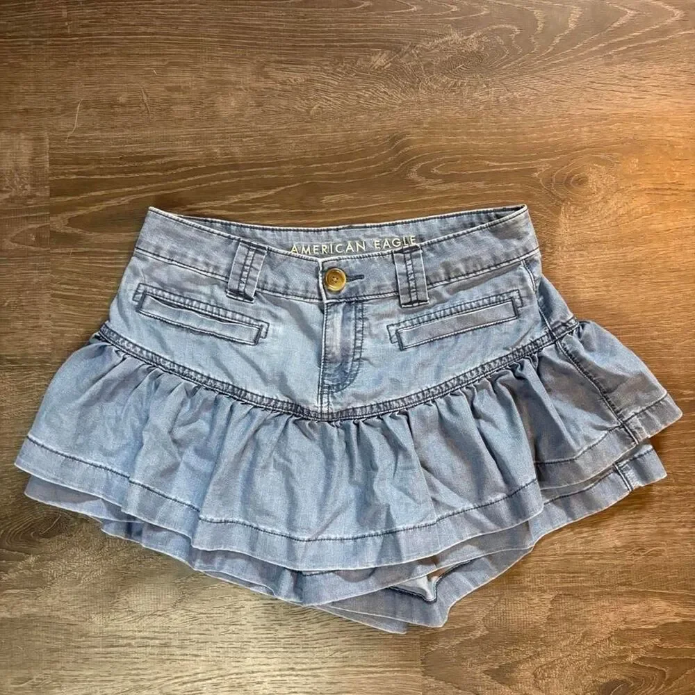 American Eagle Low Rise Tiered Ruffle Denim Mini Skort - Size 0 <3